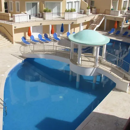Apartament Pafilia Gardens
