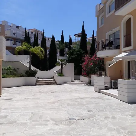 Apartament Pafilia Gardens